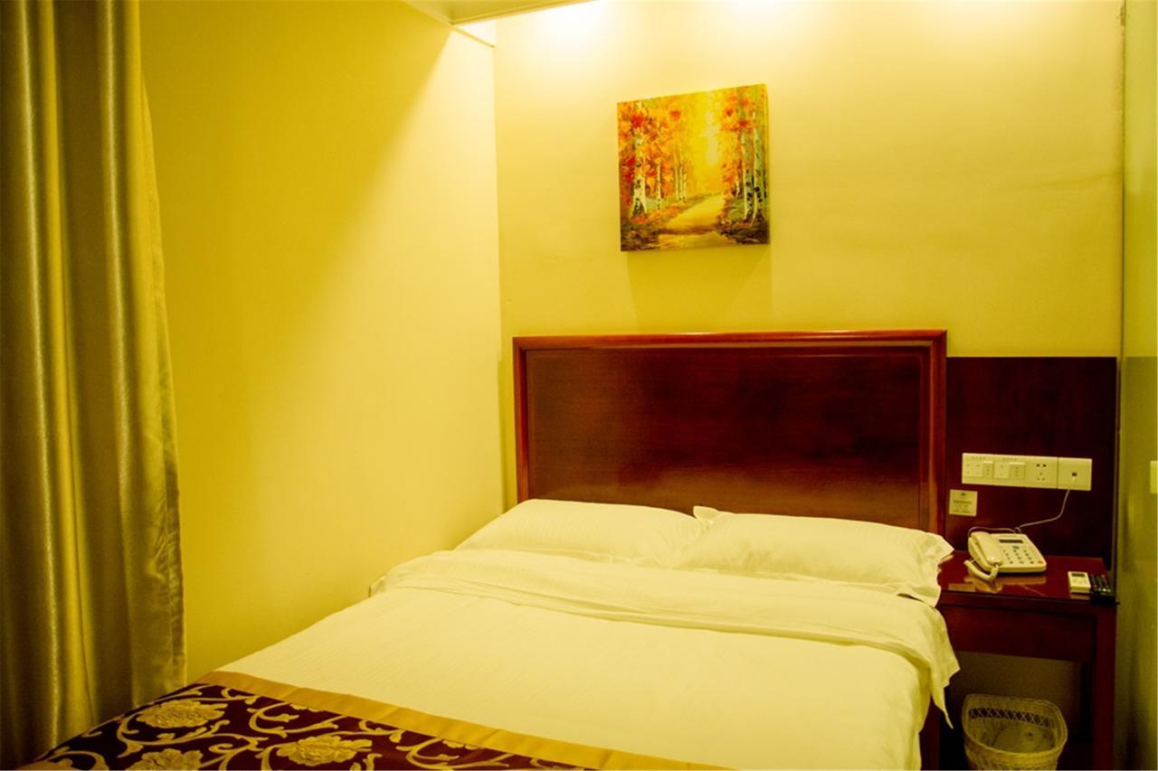 Greentree Inn Jiangsu Suzhou Kunshan High Speed Rail Station Hengshan Road Express Hotel Exterior foto